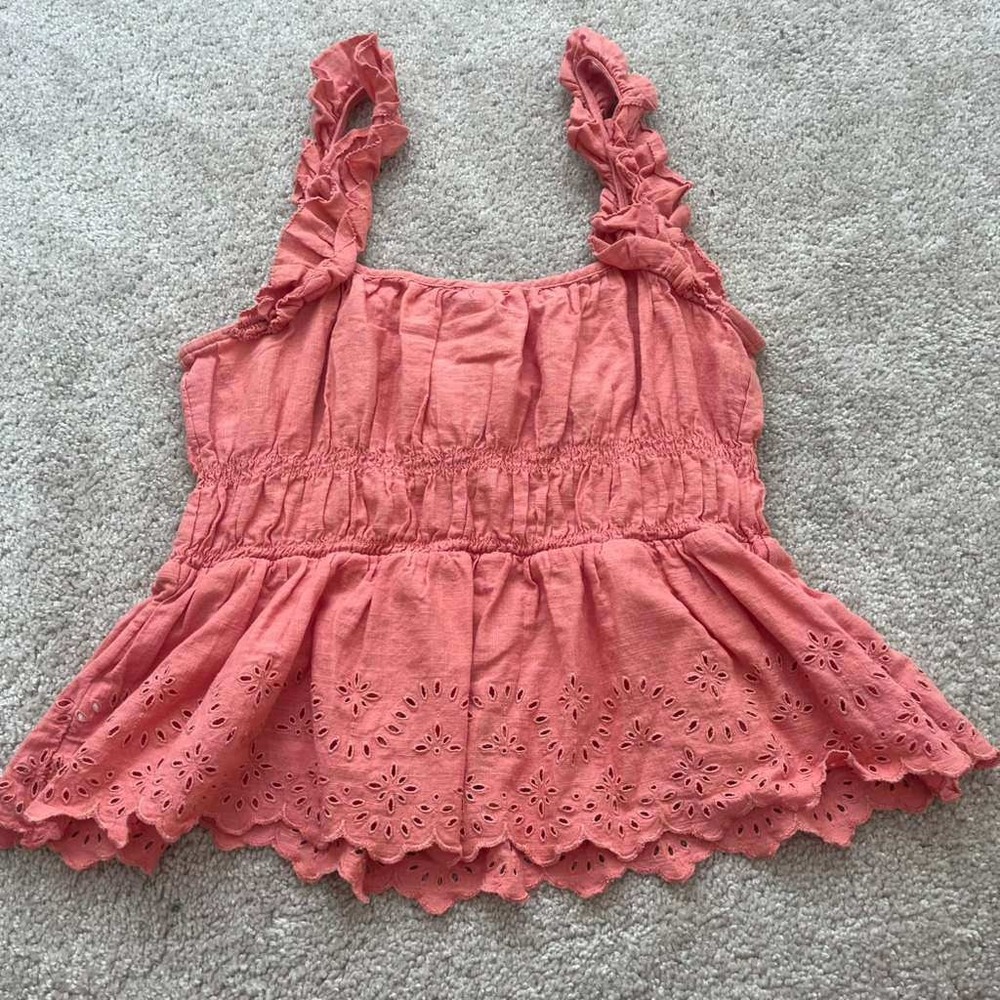 Old Navy Womens Coral Pink Eyelet Peplum Tank Top Ruffle Strap Smocked Large - Picture 2 of 6